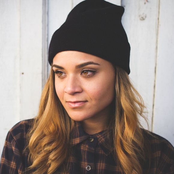 Meet your Posher, Ivy - Picture 1 of 1